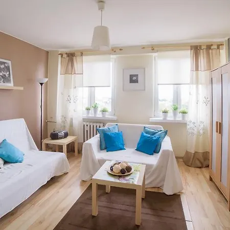 Metropolitan Apartment *